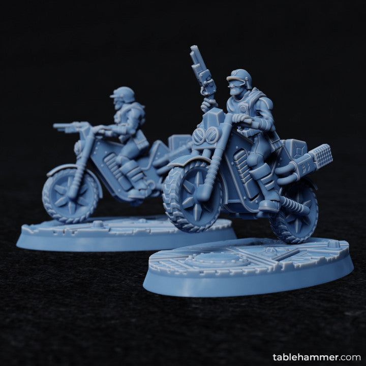 Combineer Raiders - human engineer bikers | STL Files - Tablehammer