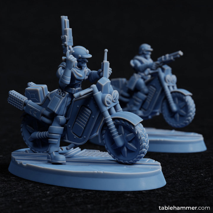 Combineer Raiders - human engineer bikers | STL Files - Tablehammer